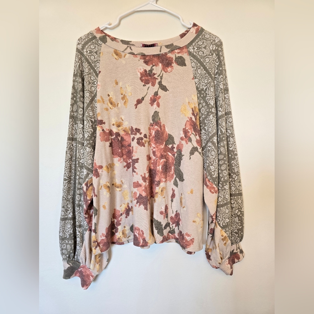 Floral Raglan Long Sleeve Top - Dusty Rose & Olive